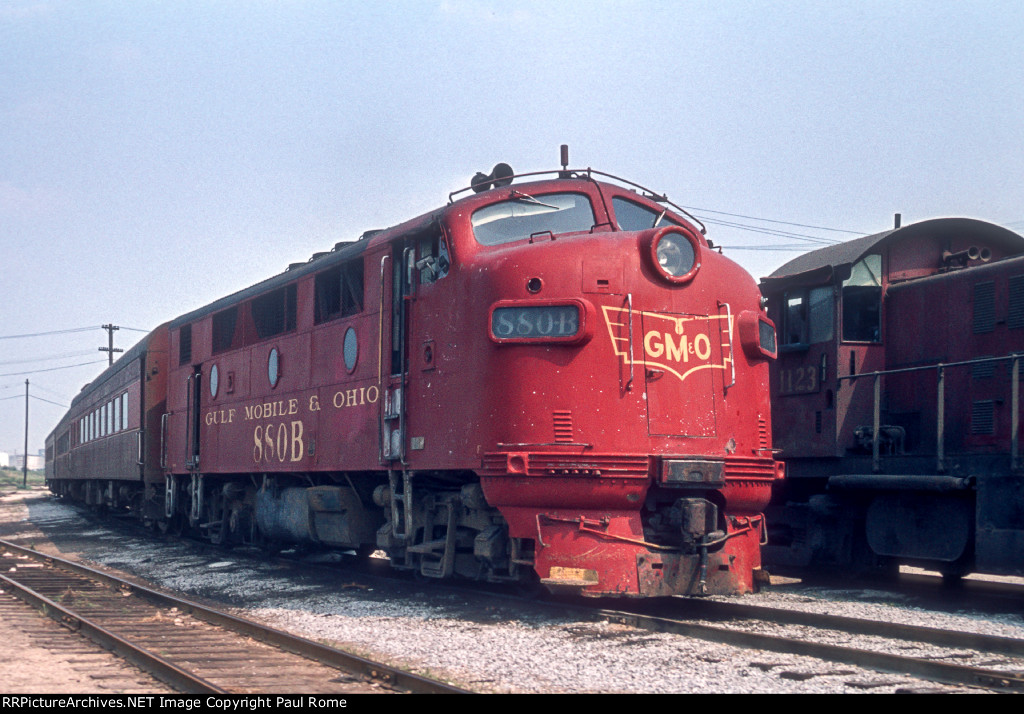 GMO 880B, EMD F3A, and GMO 1123 Alco RS1